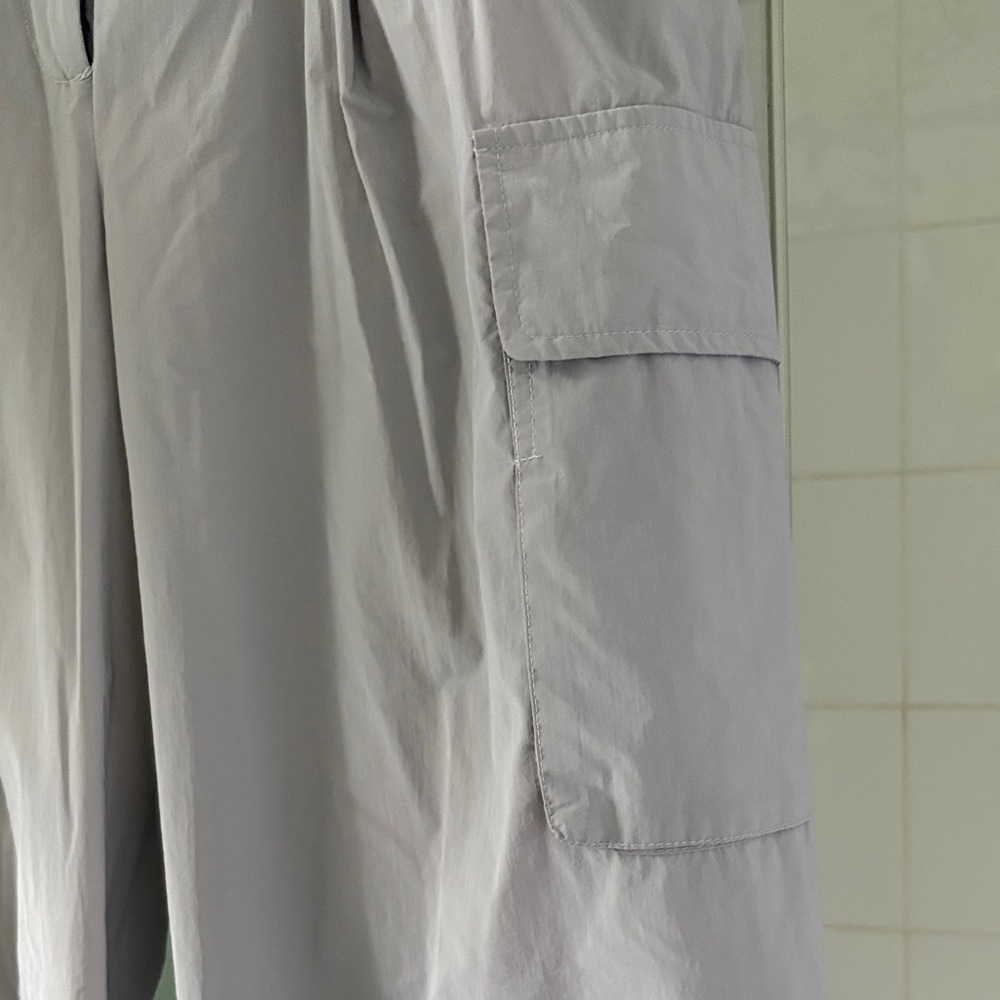 Tibi Crispy Nylon Stella Pleated Cargo Pants - Picture 4 of 16